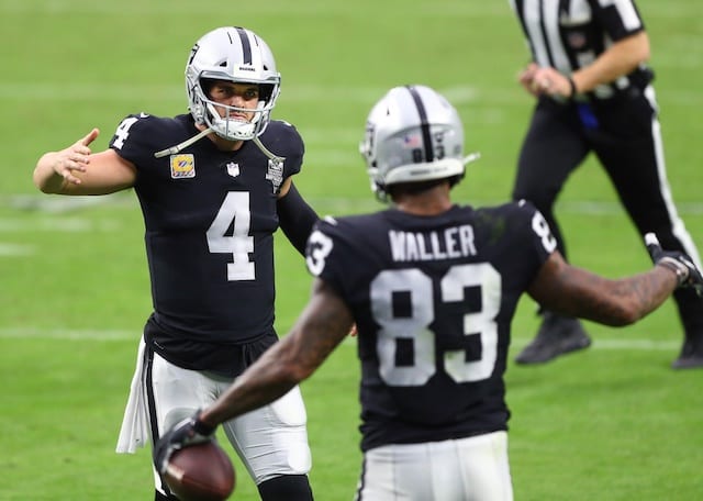 Derek Carr, Darren Waller