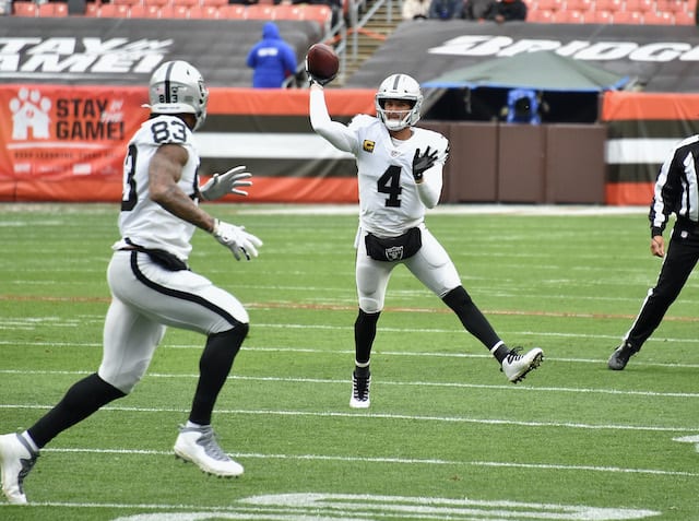 Derek Carr, Darren Waller