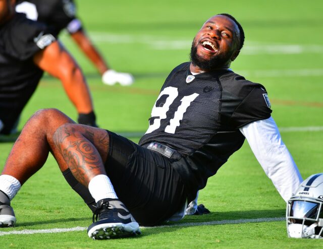 Yannick Ngakoue, Raiders