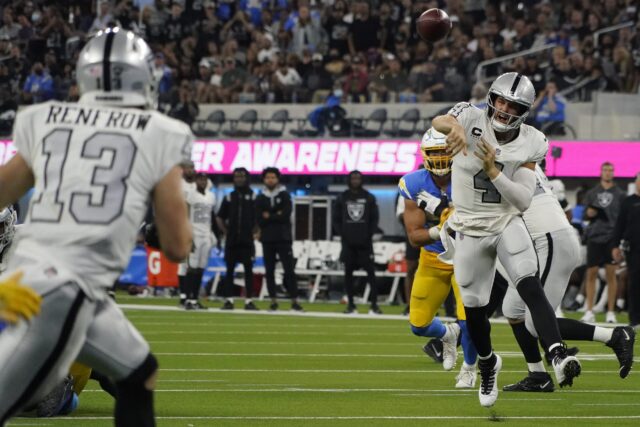 Derek Carr, Hunter Renfrow, Raiders