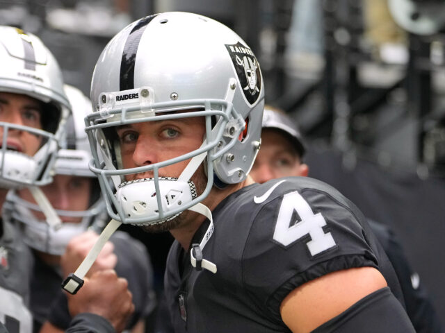 Derek Carr, Raiders