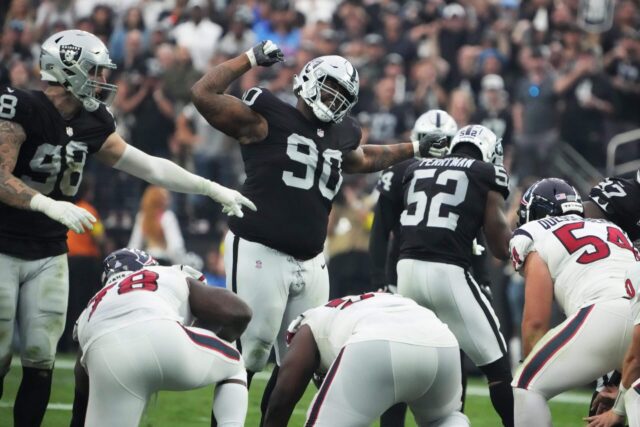 Johnathan Hankins, Raiders