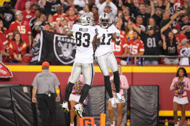 Davante Adams, Darren Waller, Raiders