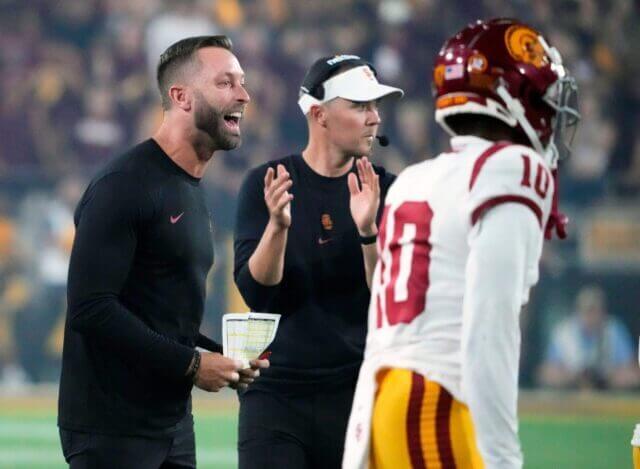 Kliff Kingsbury, Raiders, USC