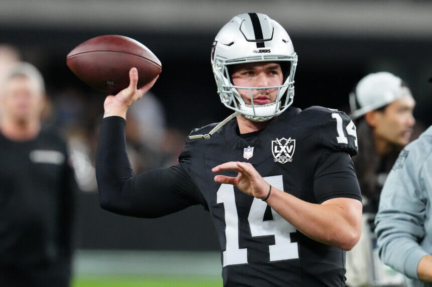 Carter Bradley, Raiders